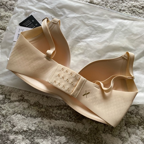 KNIX Wingwoman Contour Bra (BNIB) - Picture 6 of 7